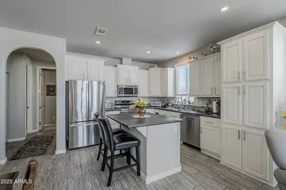 650 N Hawes Road #3215, Mesa, AZ 85207 - Photo 11