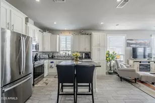 650 N Hawes Rd, Mesa, AZ 85207 - Photo 17