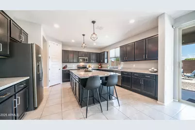 22477 N 95th Drive, Peoria, AZ 85383 - Photo 3