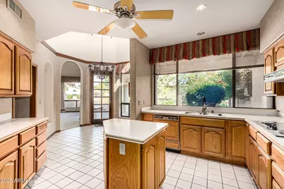 7716 E Clinton Street, Scottsdale, AZ 85260 - Photo 17