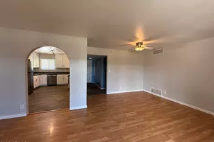 1725 S Farmer Ave, Tempe, AZ 85281 - Photo 5