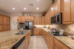 625 S 173rd Dr, Goodyear, AZ 85338 - Photo 15