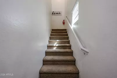 8186 W Colcord Canyon Road, Phoenix, AZ 85043 - Photo 3