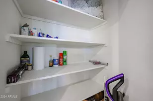 8186 W Colcord Canyon Rd, Phoenix, AZ 85043 - Photo 9