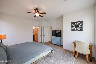 8186 W Colcord Canyon Rd, Phoenix, AZ 85043 - Photo 15