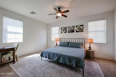 8186 W Colcord Canyon Road, Phoenix, AZ 85043 - Photo 15