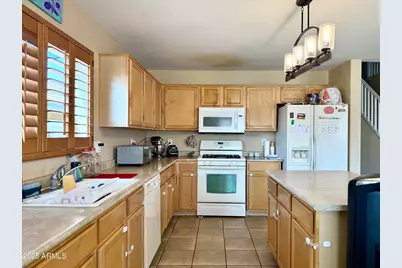2513 N 109th Avenue, Avondale, AZ 85392 - Photo 9
