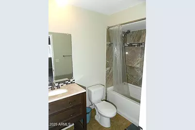 10916 W Peoria Avenue, Sun City, AZ 85351 - Photo 7