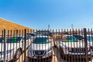 1117 W Buckeye Rd, Phoenix, AZ 85007 - Photo 1