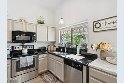 6768 S Russet Sky Way, Gold Canyon, AZ 85118 - Photo 9