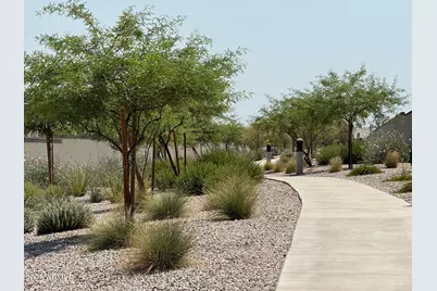 2534 W Chanute Pass, Phoenix, AZ 85041 - Photo 25
