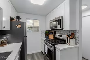 6125 E Indian School Rd, Scottsdale, AZ 85251 - Photo 7