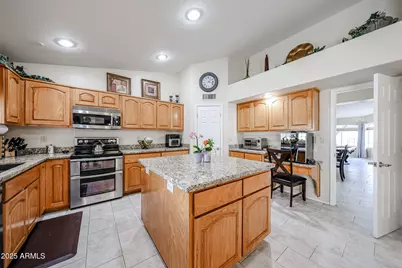5745 W Mariposa Grande Lane, Glendale, AZ 85310 - Photo 17
