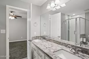 702 W Why Worry Ln, Phoenix, AZ 85021 - Photo 27