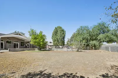 702 W Why Worry Lane, Phoenix, AZ 85021 - Photo 43