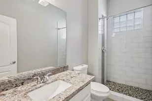 702 W Why Worry Ln, Phoenix, AZ 85021 - Photo 17