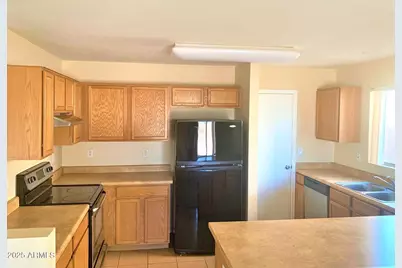 6698 E Summerset Road, Florence, AZ 85132 - Photo 3