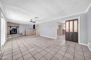 3221 W Sells Dr, Phoenix, AZ 85017 - Photo 15