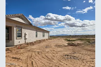 9087 W Limestone Mountain Drive, Casa Grande, AZ 85194 - Photo 25