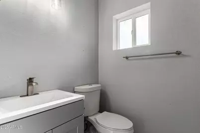 3336 E Earll Drive, Phoenix, AZ 85018 - Photo 23