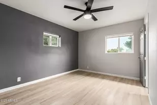 3336 E Earll Dr, Phoenix, AZ 85018 - Photo 21