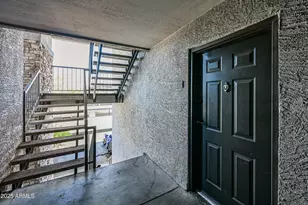 2025 E Campbell Ave, Phoenix, AZ 85016 - Photo 3