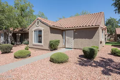 7040 W Olive Avenue #2, Peoria, AZ 85345 - Photo 1
