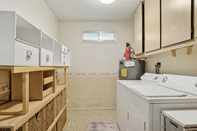 19033 N Signal Butte Circle, Sun City, AZ 85373 - Photo 25