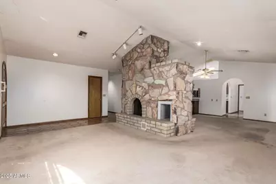 13036 N 36th Street, Phoenix, AZ 85032 - Photo 9