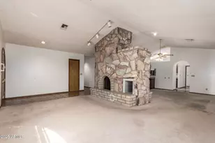 13036 N 36th St, Phoenix, AZ 85032 - Photo 9