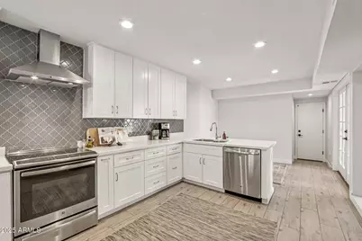 2626 E Arizona Biltmore Circle #14, Phoenix, AZ 85016 - Photo 11