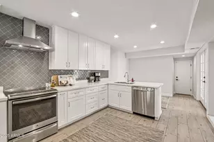 2626 E Arizona Biltmore Cir, Phoenix, AZ 85016 - Photo 11