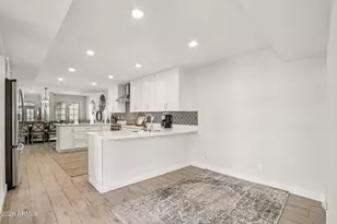 2626 E Arizona Biltmore Cir, Phoenix, AZ 85016 - Photo 15