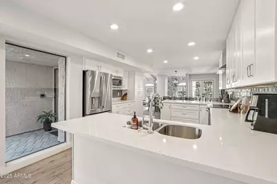 2626 E Arizona Biltmore Circle #14, Phoenix, AZ 85016 - Photo 13