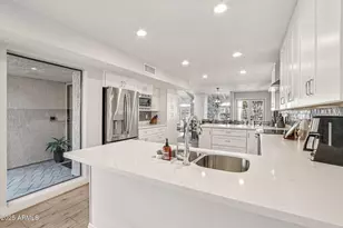 2626 E Arizona Biltmore Cir, Phoenix, AZ 85016 - Photo 13