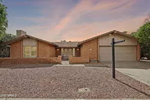 1261 W Kilarea Ave, Mesa, AZ 85202 - Photo 1