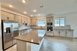 15706 W Brown St, Waddell, AZ 85355 - Photo 5