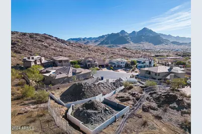 8626 N 17th Place #9, Phoenix, AZ 85020 - Photo 3