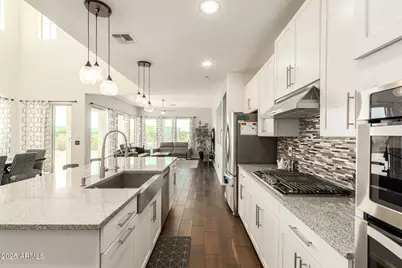 28757 N 121st Lane, Peoria, AZ 85383 - Photo 11