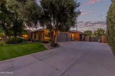 2912 E Vaughn Avenue, Gilbert, AZ 85234 - Photo 3