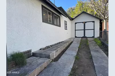 184 S Kent Street, Miami, AZ 85539 - Photo 3