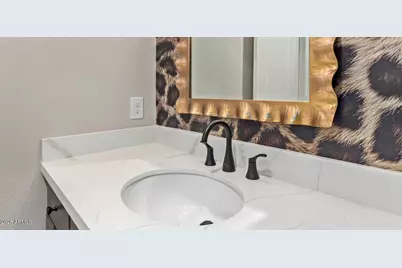 2121 W Sonoran Desert Drive W #107, Phoenix, AZ 85085 - Photo 37