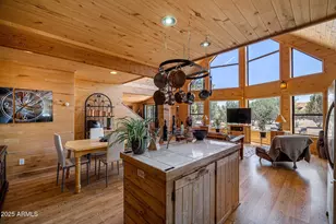 2796 Chandelle Ln, Overgaard, AZ 85933 - Photo 17