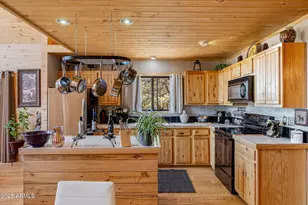 2796 Chandelle Ln, Overgaard, AZ 85933 - Photo 15