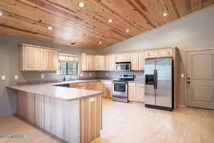 3244 Outlaw Trail, Overgaard, AZ 85933 - Photo 11