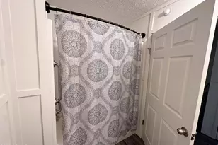 8401 N 67th Ave, Glendale, AZ 85302 - Photo 11