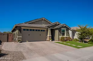 15258 W Latham St, Goodyear, AZ 85338 - Photo 3