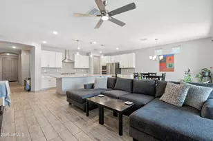 15258 W Latham St, Goodyear, AZ 85338 - Photo 7