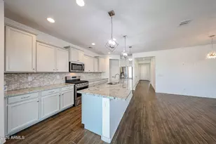 2306 E Branham Ln, Phoenix, AZ 85042 - Photo 21