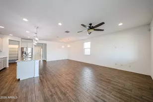 2306 E Branham Ln, Phoenix, AZ 85042 - Photo 17